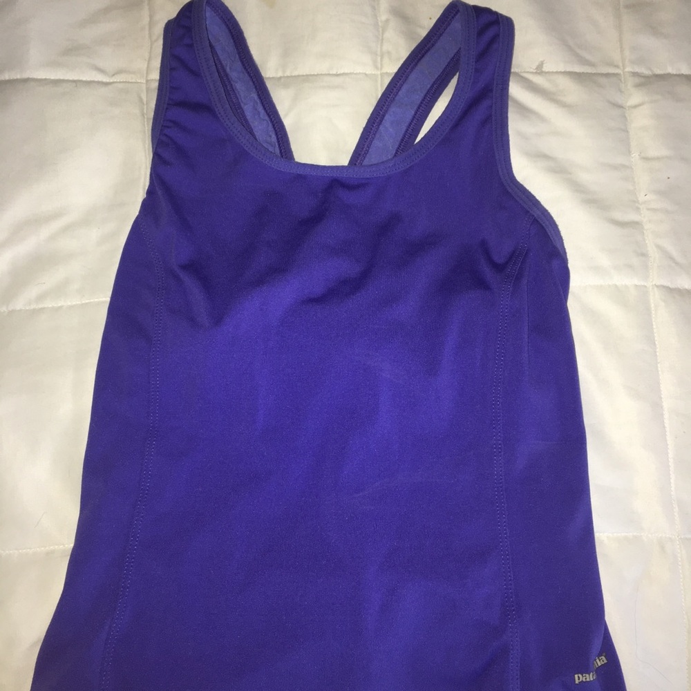 Patagonia Athletic Top - Built in bra